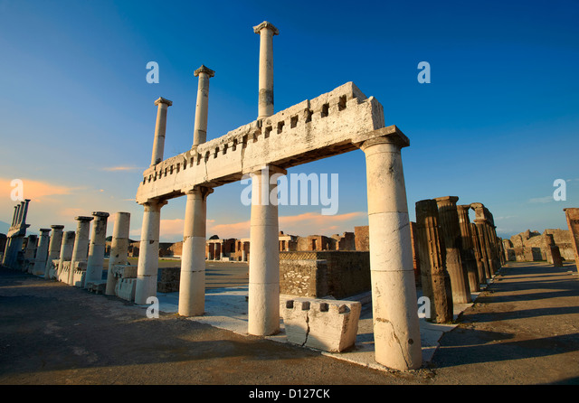 doric-corinthian-columns-of-the-roman-co