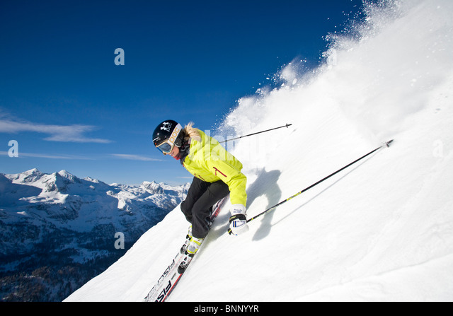 ski-woman-skiing-sport-winter-winter-spo