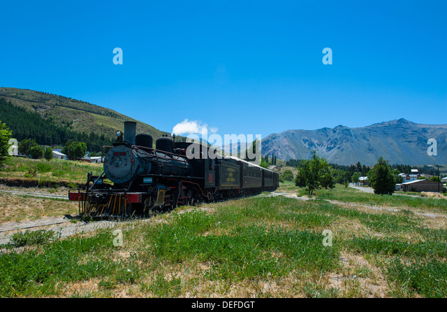 la-trochita-the-old-patagonian-express-b