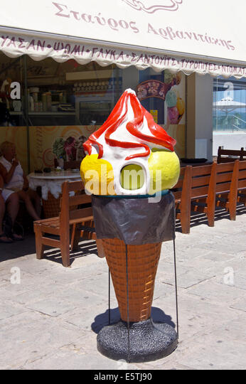 Giant-ice-cream-sculpture-sign-outside-a