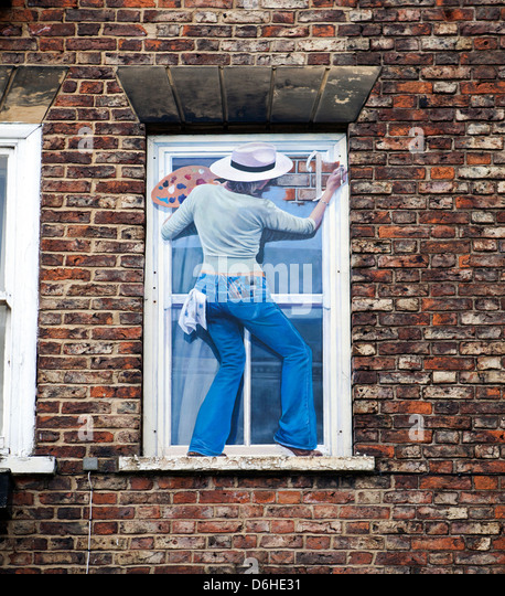 painting-on-the-facade-of-a-building-whe