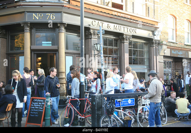 group-of-people-having-a-drink-outside-t