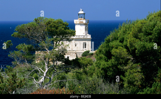 lighthouse-san-domino-island-tremiti-isl