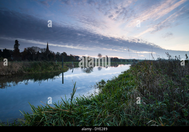 the-river-nene-in-cool-evening-light-bes
