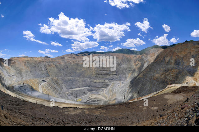 Bingham-Canyon-Mine-or-Kennecott-Copper-