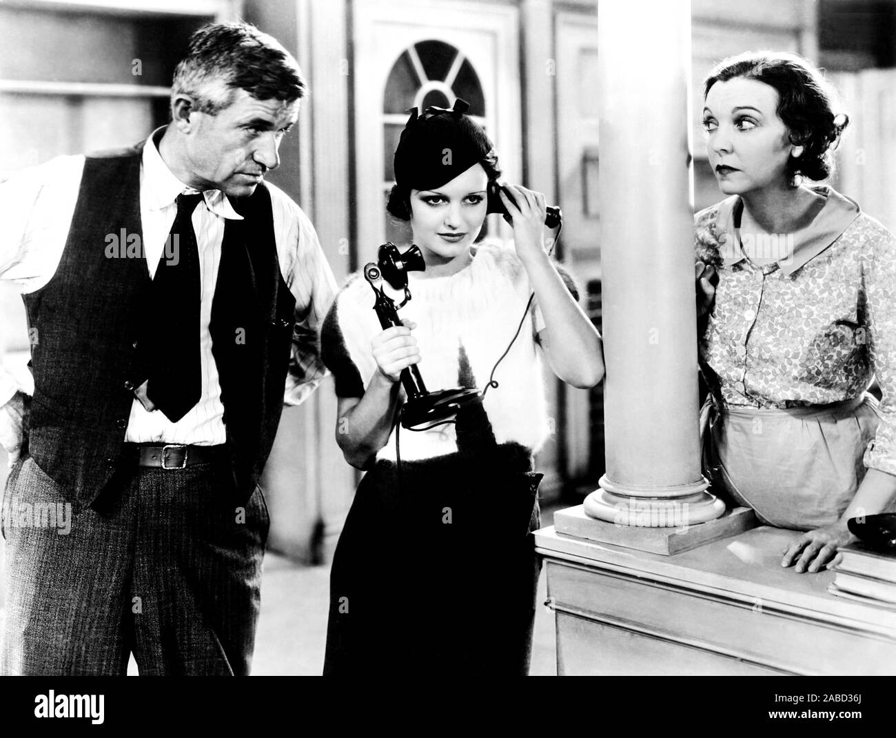 MR. SKITCH, from left: Will Rogers, Rochelle Hudson, Zasu Pitts, 1933 ...