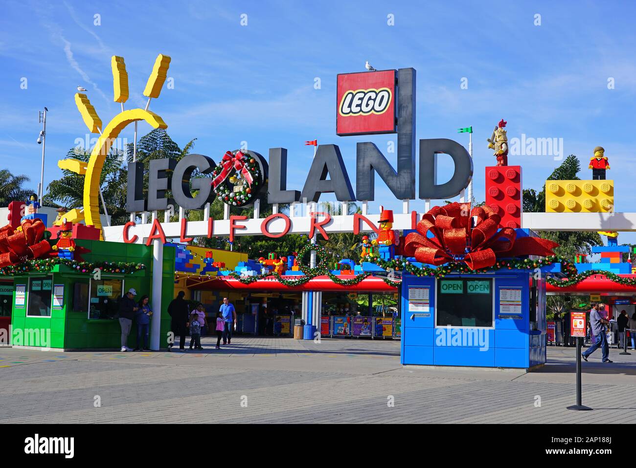 Carlsbad Ca 4 Jan 2020 View Of The Entrance Of Legoland California