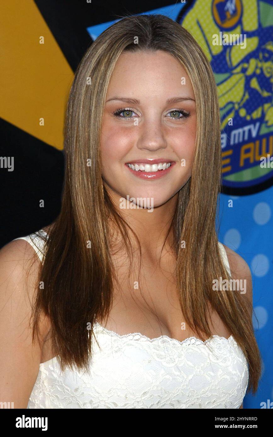 AMANDA BYNES ATTENDS THE 2003 MTV MOVIE AWARDS IN LOS ANGELES. PICTURE ...