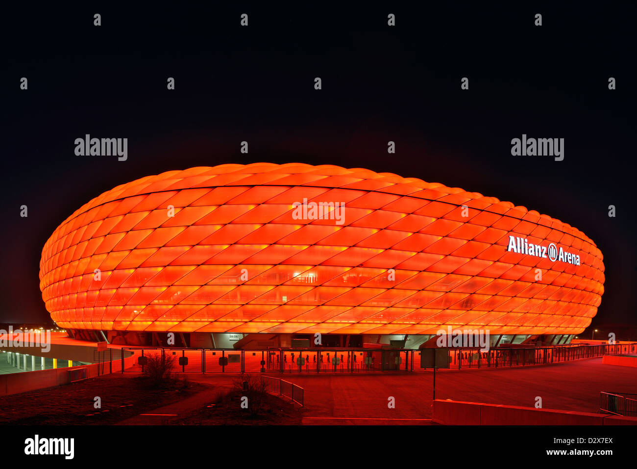 Munich, Germany, red-lit Allianz Arena in Munich-Fröttmaning Stock ...