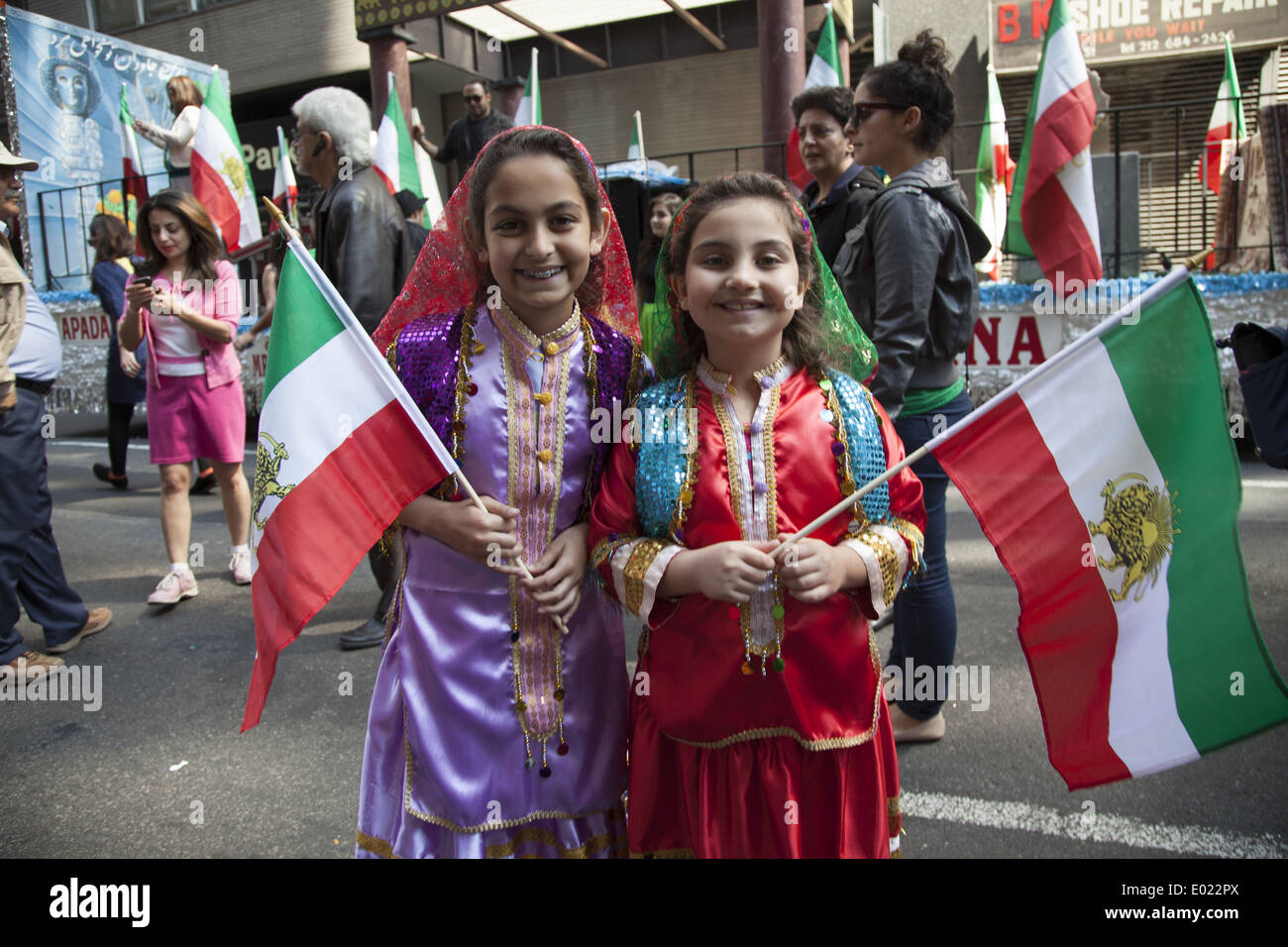 Iranian American children ready to participate in the Persian Day
