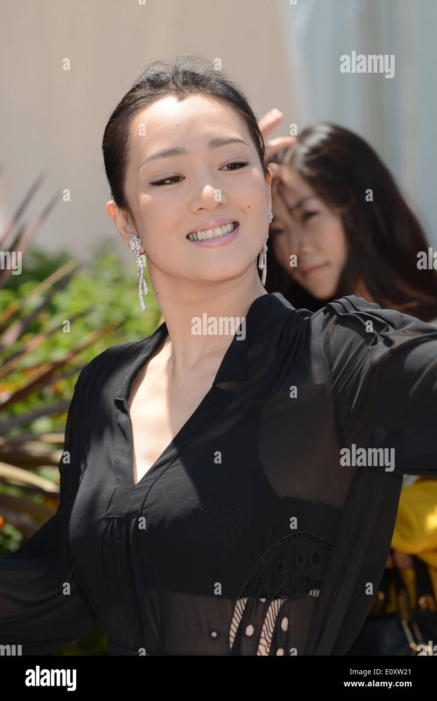 Cannes, France. 20th May, 2014. CANNES, FRANCE - MAY 20: Gong Li ...