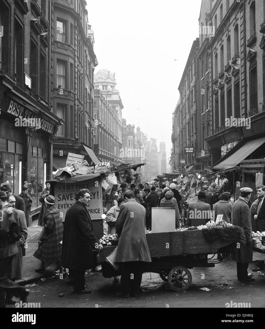 Busy scene at Rupert Street market in Soho, London. Circa 1955 Stock ...