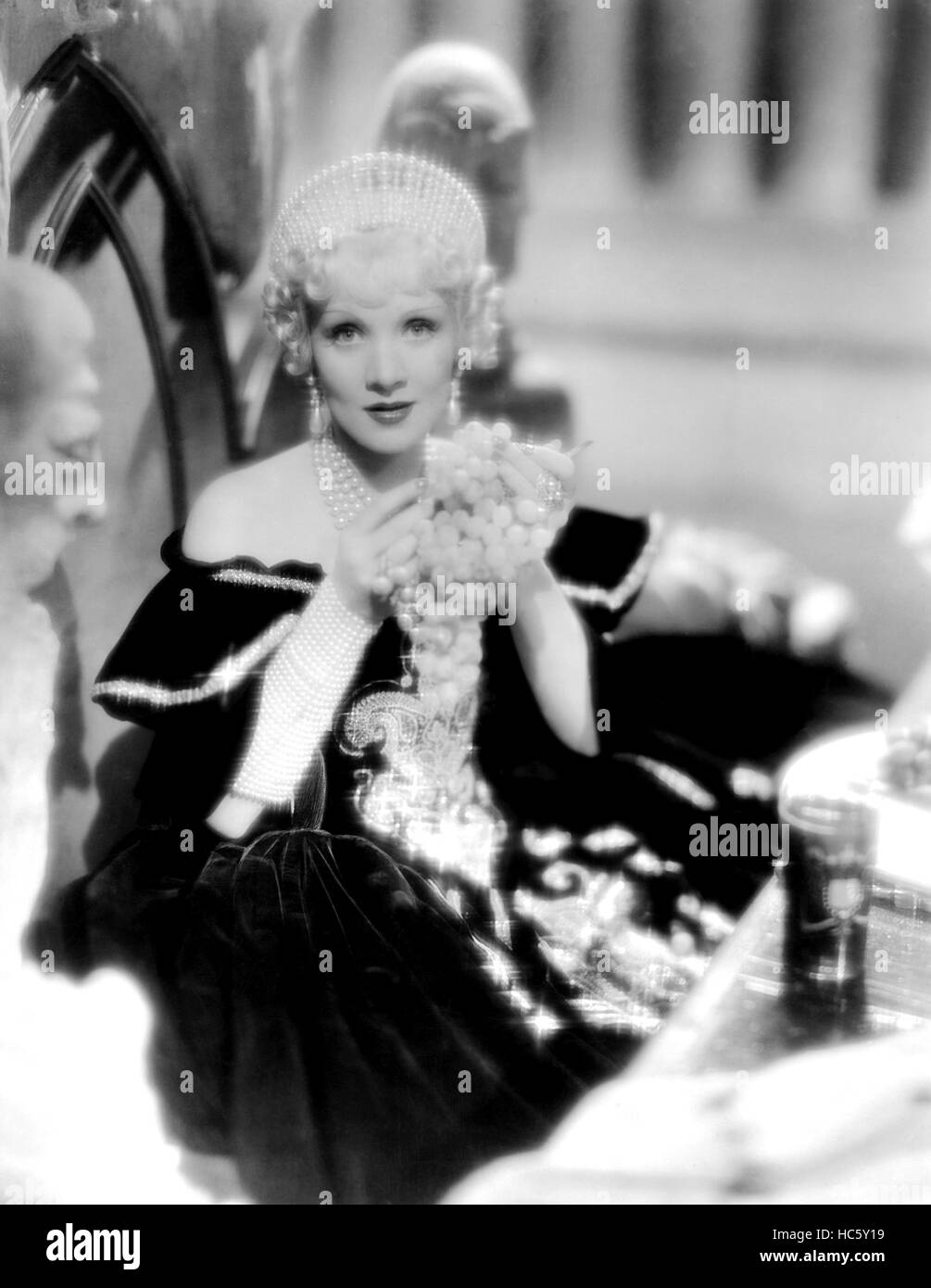 THE SCARLET EMPRESS, Marlene Dietrich, 1934 Stock Photo - Alamy