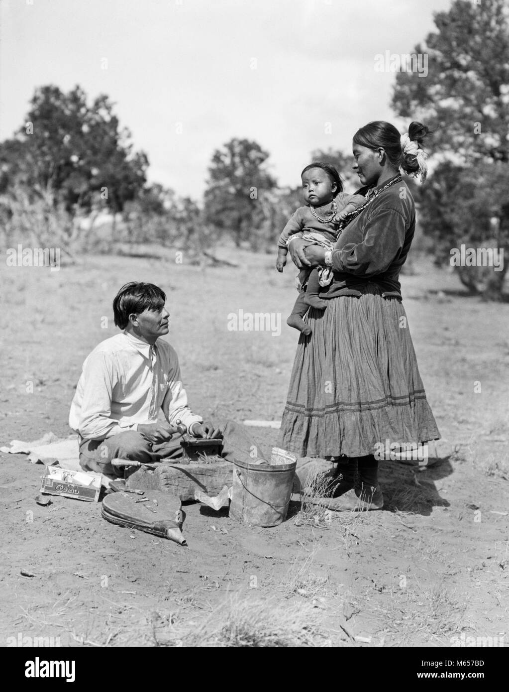 1930 Native American Navajo Indian Man Silversmith With Wife Woman And