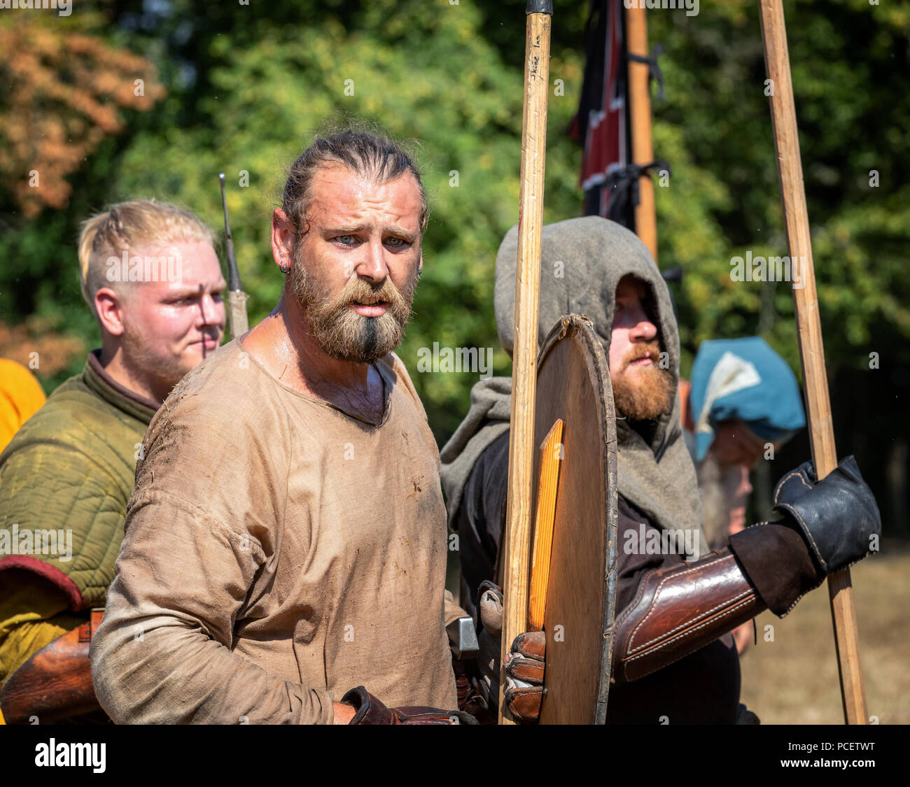 Battle reenactment at the worlds biggest Viking moot, Moesgaard Viking ...