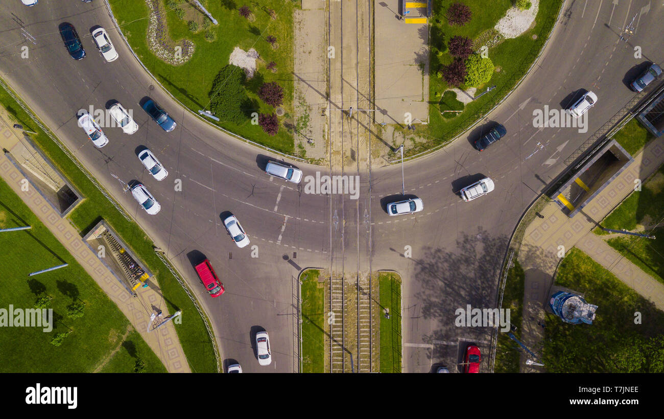 Overhead drone shot of beautiful park and busy roundabout Stock Photo ...