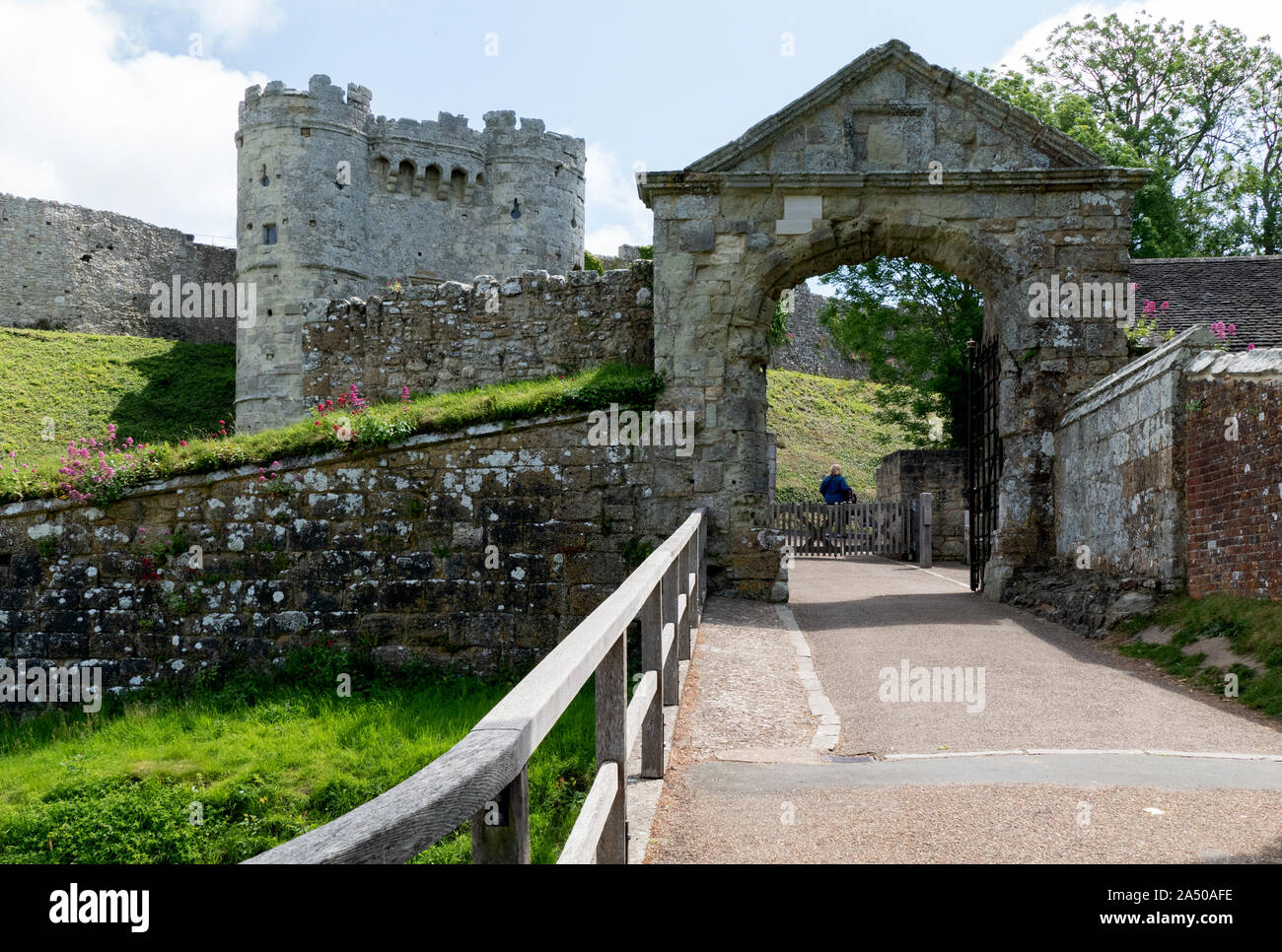 The arched gateway entrance to the entry tower of Carisbrooke Castle on ...