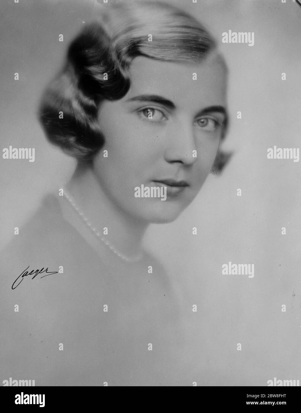 New portrait of Princess Ingrid of Sweden . 14 October 1932 Stock Photo ...