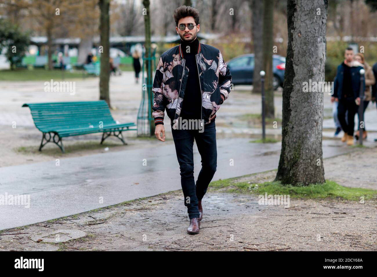 Street style, Raphael Spezzotto Simacourbe arriving at Dior Fall-Winter ...