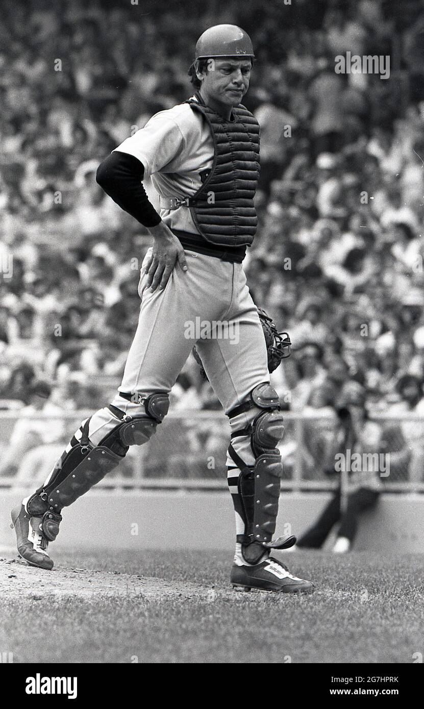 1970s, historical, MLB game, dejected catcher wallking off mound, USA ...