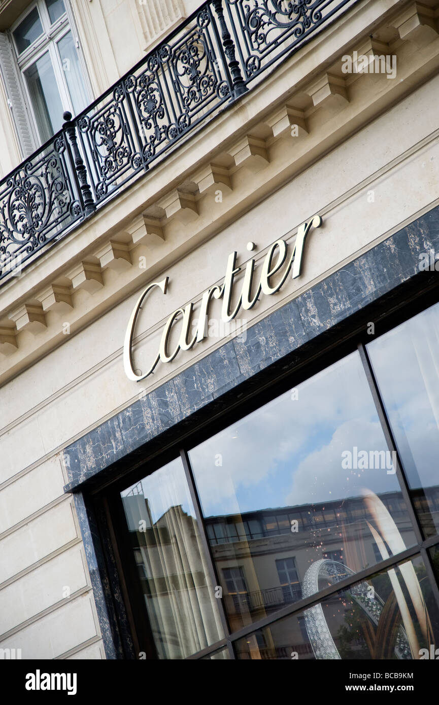 Cartier boutique in Paris, champs elysees Stock Photo - Alamy