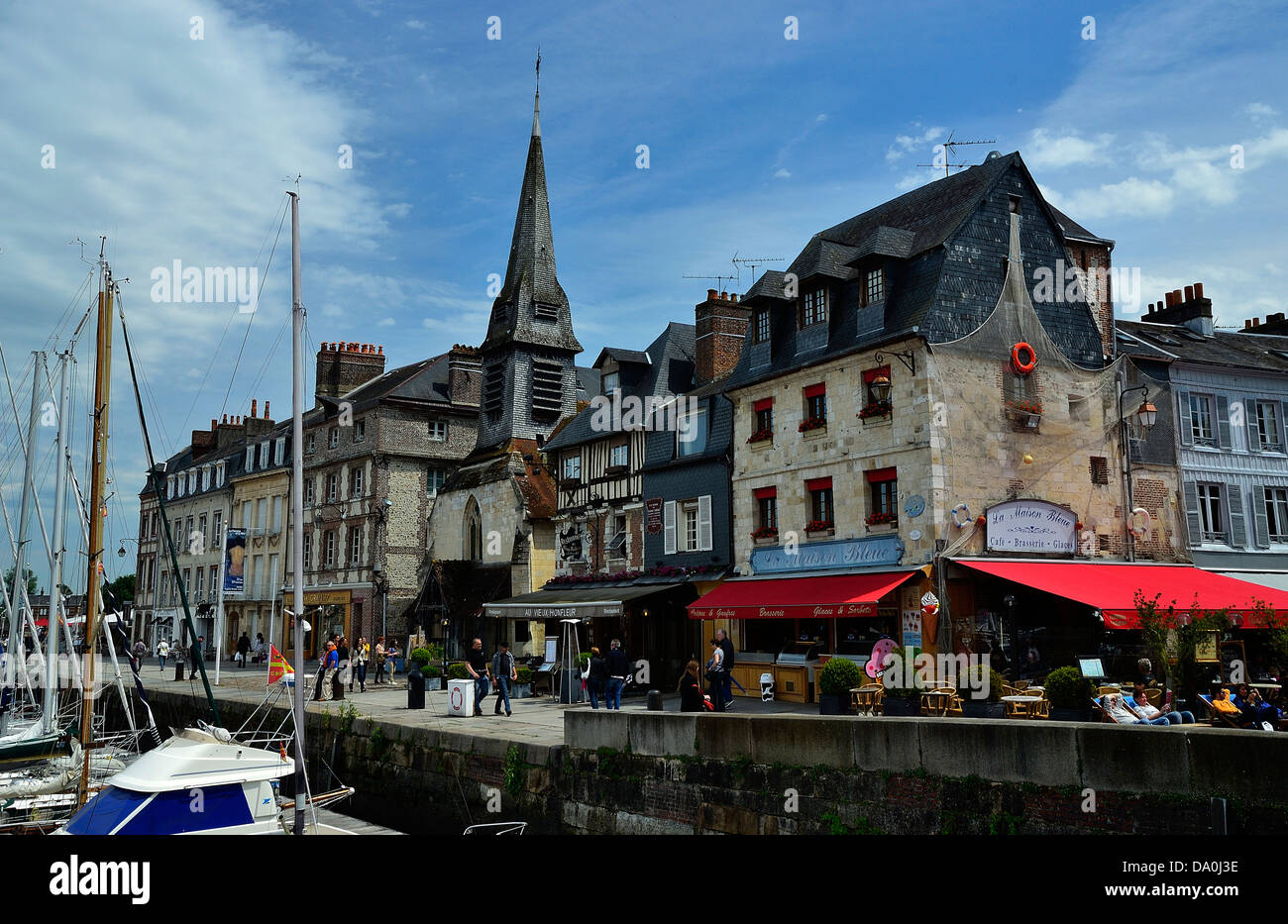 Old port of Honfleur, Honfleur's oldest church : Saint Etienne ...