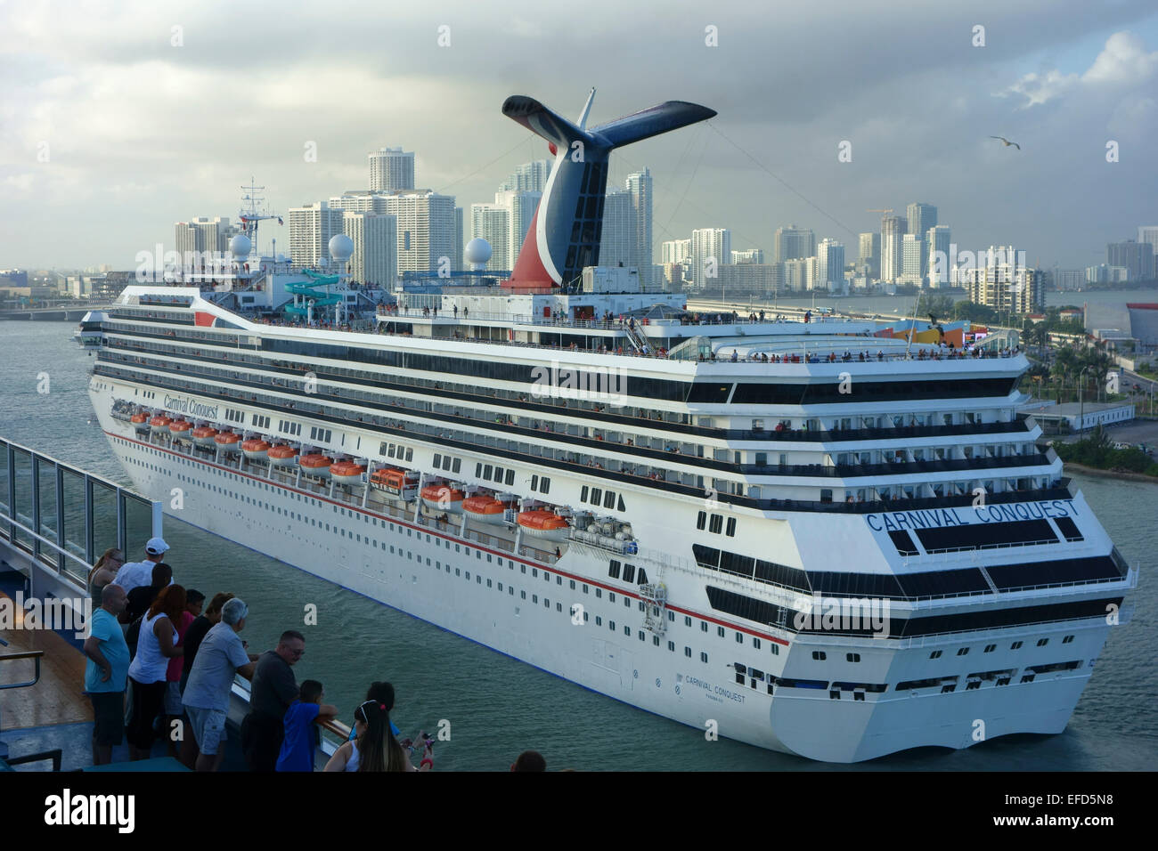 carnival conquest cruise terminal miami