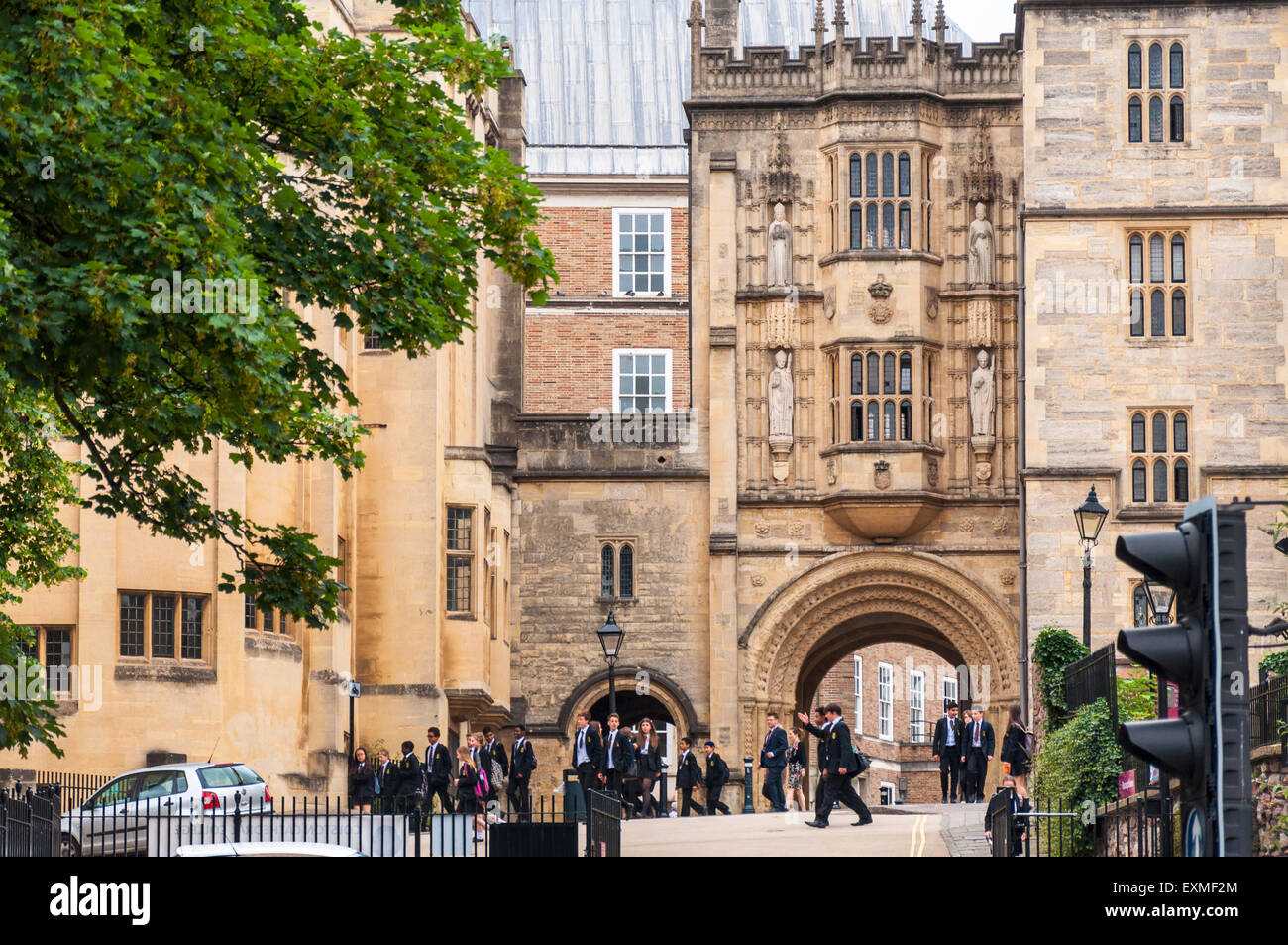 bristol-cathedral-choir-school-abbey-house-college-square-bristol-england-uk-stock-photo