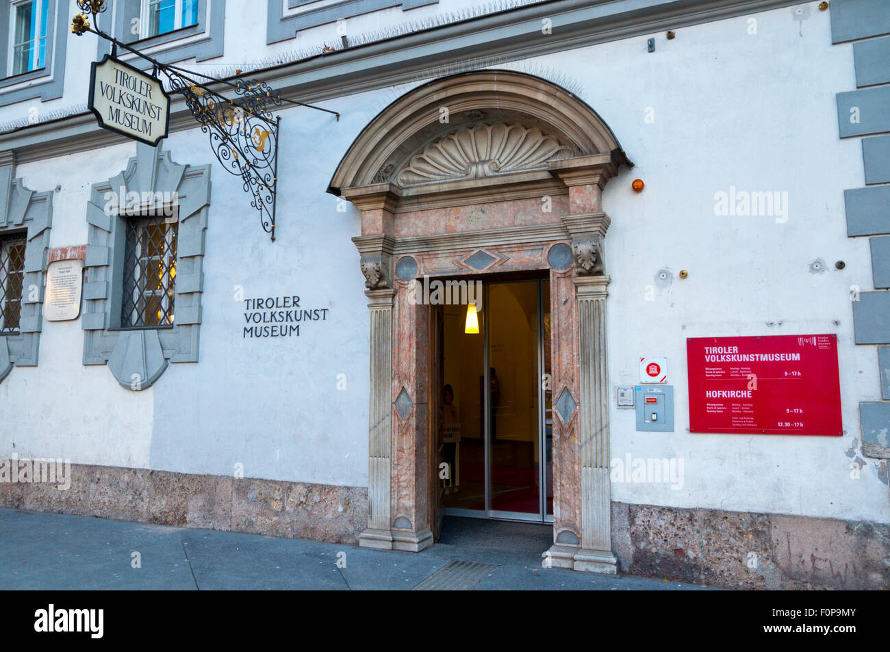 Tiroler Volkskunst Museum, Museum of Tyrolean Folk Art, Altstadt ...