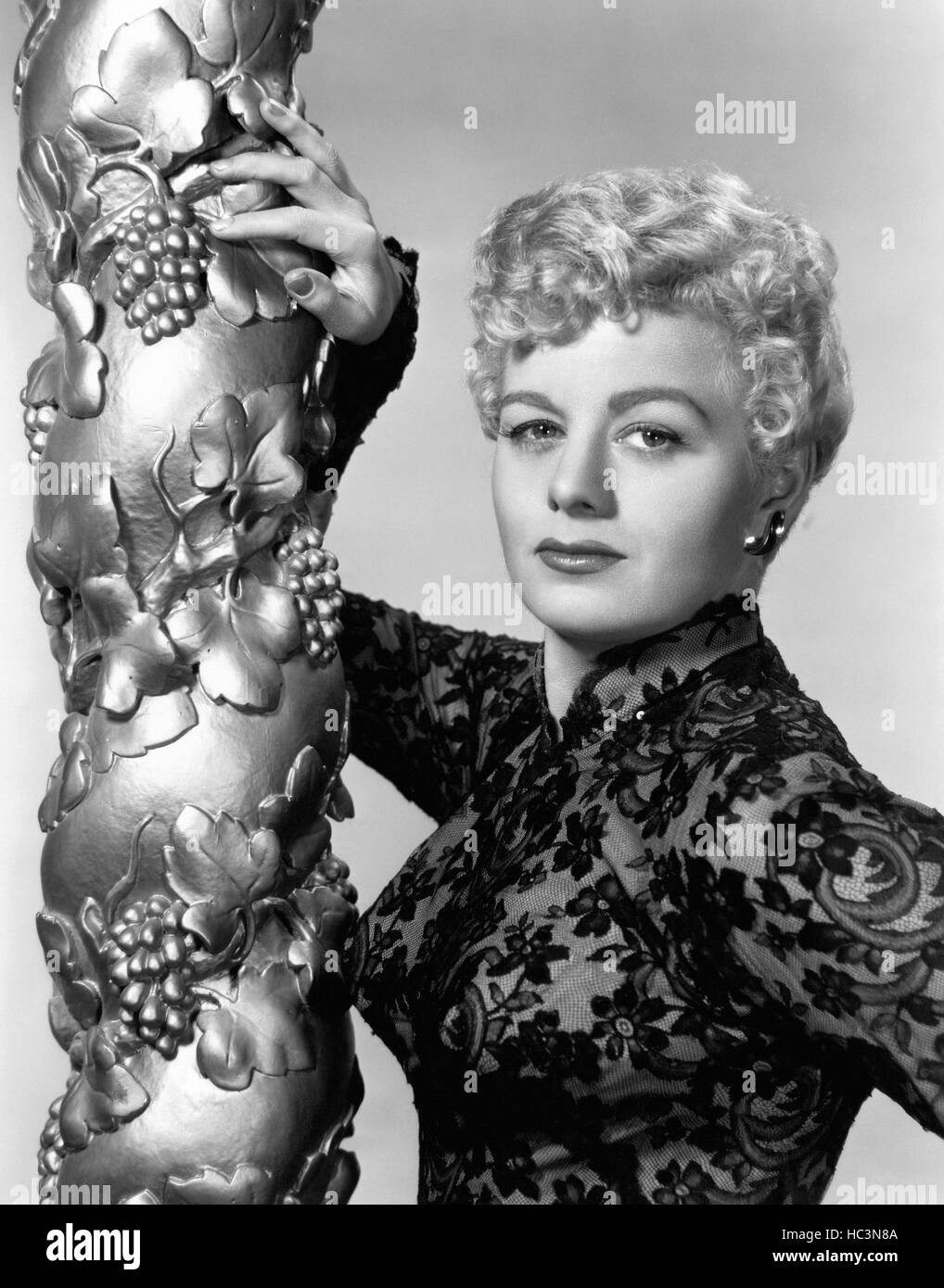 PLAYGIRL, Shelley Winters, 1954 Stock Photo - Alamy