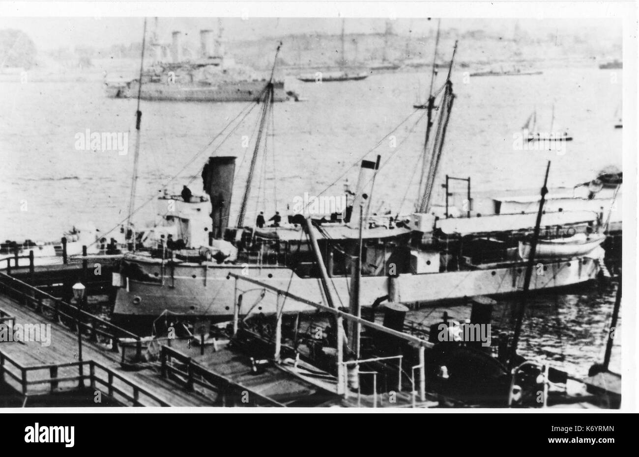 Ehemaliges Kanonenboot OTTER um 1900 Stock Photo - Alamy