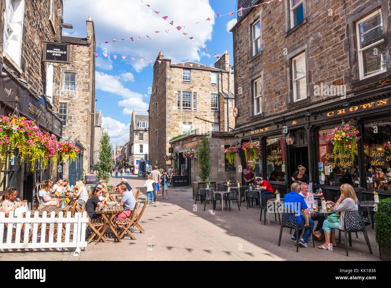 Rose street Edinburgh scotland edinburgh rose street cafes pubs and